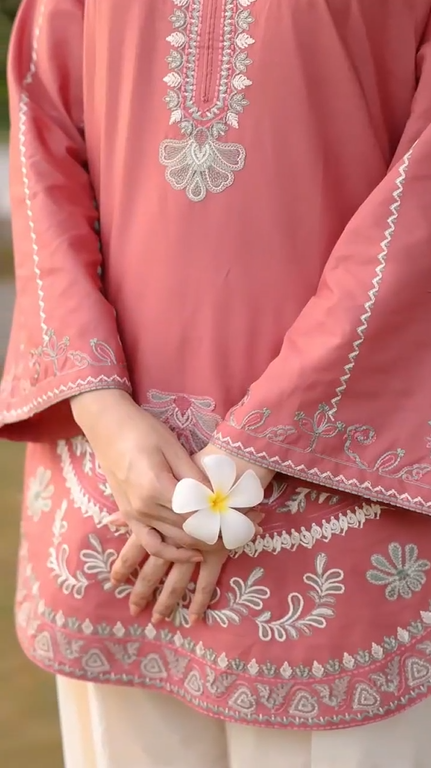 🌸 Rosy Elegance Embroidered 2-Piece Suit