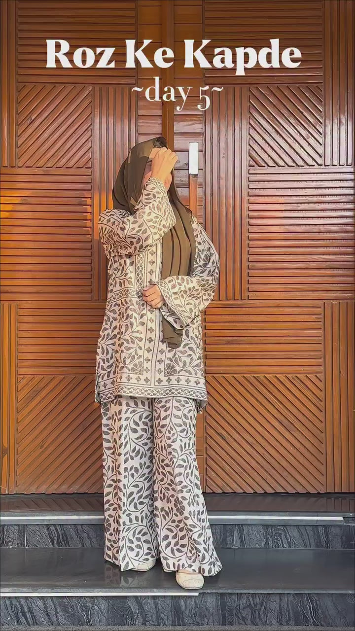 ✨ New Arrival – Premium Printed Suits ✨